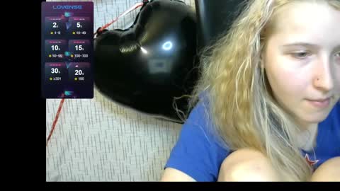 Snapshot of amanda_sherr chatting on 2, 3, 2025 Amanda online show from 2, 3, 2025
