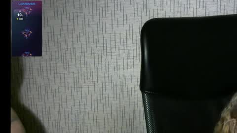 Snapshot of amanda_sherr chatting on 8, 3, 2025 Amanda online show from 8, 3, 2025