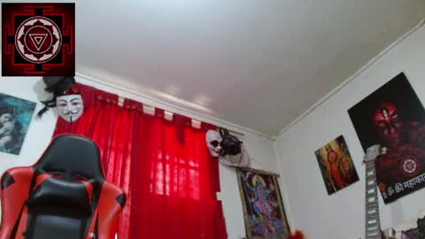 Amanda Valeska online show from 4, 4, 2026