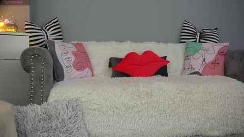 AmanndaSkye online show from 4, 2, 2026