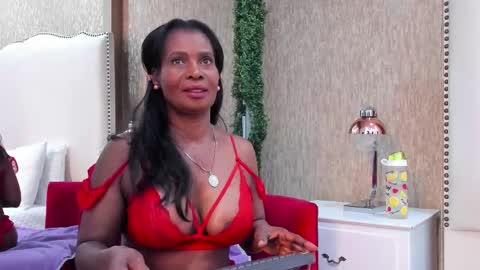 Snapshot of amara_bss_ chatting on 28, 10, 2025 luna online show from 28, 10, 2025