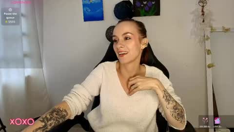 Snapshot of amara_fey chatting on 23, 4, 2026 Amara Fey online show from 23, 4, 2026