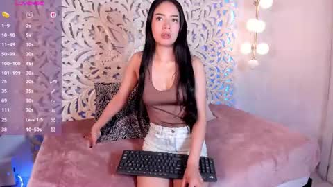 Snapshot of amara_rosee_ chatting on 18, 7, 2026 Amara online show from 18, 7, 2026
