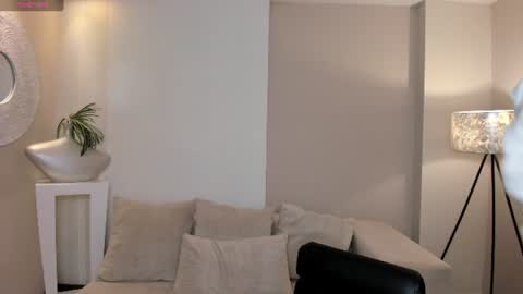 Snapshot of amaradivinex chatting on 10, 7, 2026 Amara Di online show from 10, 7, 2026
