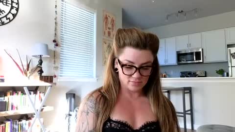 Snapshot of amarajezebel chatting on 23, 9, 2025 Amara Jezebel online show from 23, 9, 2025