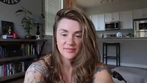 Amara Jezebel online show from 5, 11, 2025