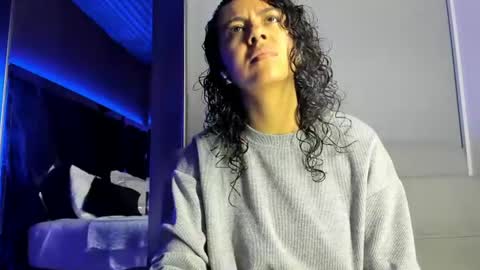 Snapshot of amarettho chatting on 17, 6, 2026 Emily online show from 17, 6, 2026