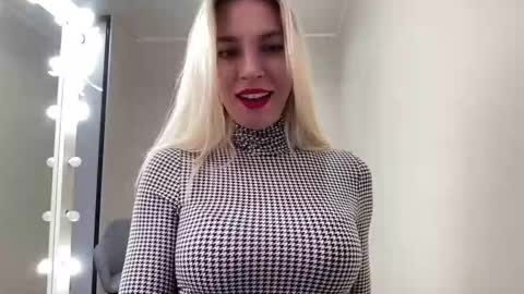 Snapshot of amazingkelly chatting on 3, 12, 2024 Kelly online show from 3, 12, 2024