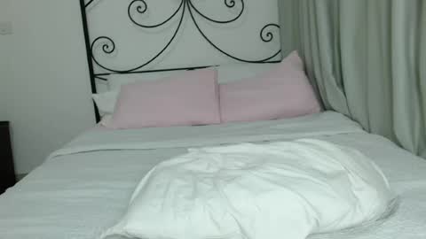 Snapshot of amazingsexygirl chatting on 28, 7, 2026 amazingsexygirl online show from 28, 7, 2026