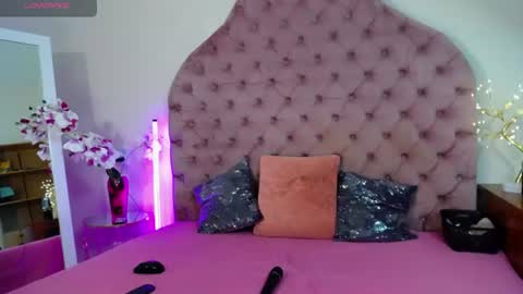 Snapshot of amazongoddess_ chatting on 19, 6, 2026 Amazon online show from 19, 6, 2026