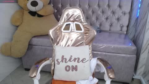 LIVE 0730AM-0200PM online show from 9, 1, 2025