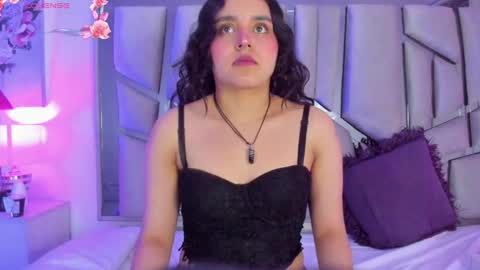   online show from 4, 3, 2025