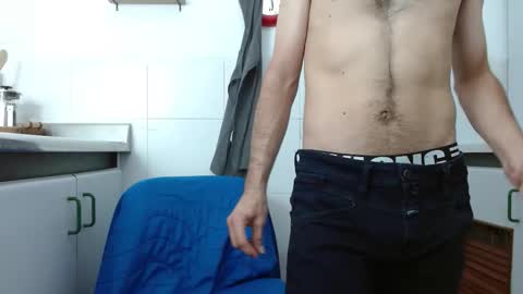 Snapshot of ambar_mds chatting on 28, 9, 2025 Sebas online show from 28, 9, 2025