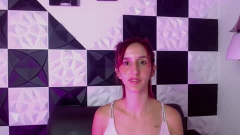 Snapshot of ambar_roux1 chatting on 13, 2, 2025 ambar_roux1 online show from 13, 2, 2025