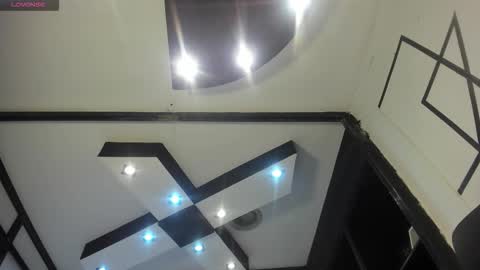 Ambar online show from 6, 3, 2026