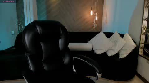 Ambar  online show from 17, 10, 2025