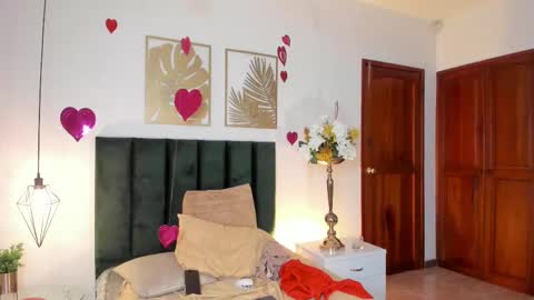 Snapshot of amber__davis chatting on 14, 2, 2025 Amber Davis online show from 14, 2, 2025