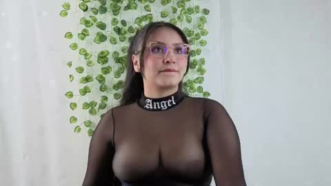 Snapshot of amber__muse chatting on 7, 5, 2026 Amber online show from 7, 5, 2026