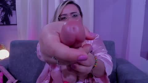amber_bunnyx online show from 25, 9, 2025