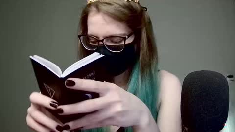 Snapshot of amber_candyfloss chatting on 4, 3, 2025 Amber non-nude model online show from 4, 3, 2025