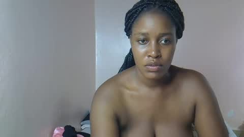 Snapshot of amber_cutie2 chatting on 25, 6, 2026 amber_cutie2 online show from 25, 6, 2026