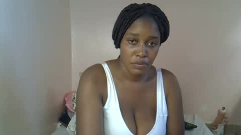 Snapshot of amber_cutie2 chatting on 28, 6, 2026 amber_cutie2 online show from 28, 6, 2026