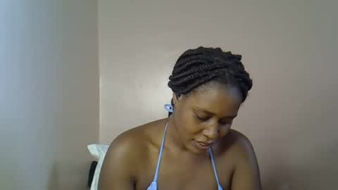 Snapshot of amber_cutie2 chatting on 7, 7, 2026 amber_cutie2 online show from 7, 7, 2026