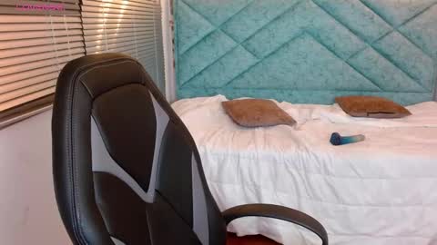 Amber online show from 11, 1, 2025