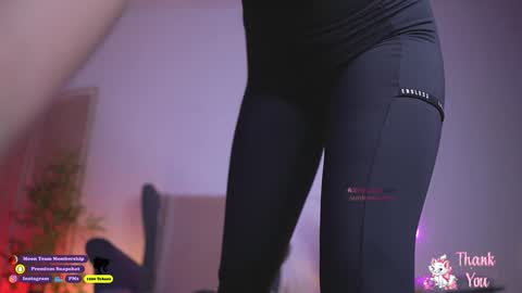 Snapshot of ambercb chatting on 12, 11, 2025 Amber online show from 12, 11, 2025