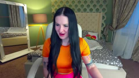 Snapshot of amberdismond chatting on 6, 2, 2025 Anna online show from 6, 2, 2025