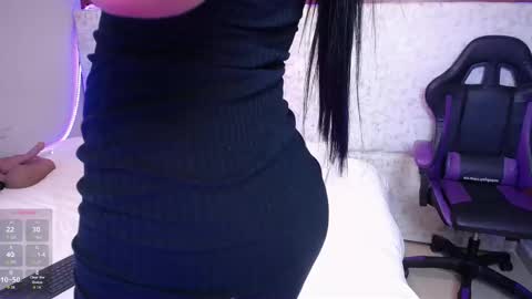 ambers online show from 4, 11, 2025