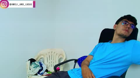 Snapshot of ameli_and_lucas chatting on 6, 12, 2024 Amelia Lucas online show from 6, 12, 2024