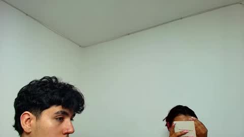 Snapshot of ameli_and_lucas chatting on 11, 1, 2025 Amelia Lucas online show from 11, 1, 2025