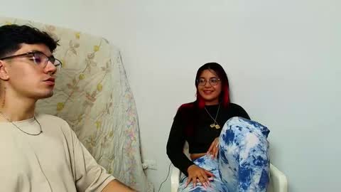 Snapshot of ameli_and_lucas chatting on 12, 3, 2025 Amelia Lucas online show from 12, 3, 2025