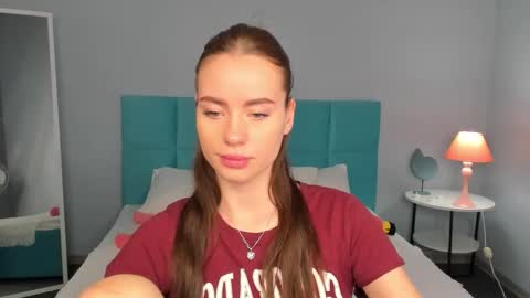 Snapshot of ameli_povilainn chatting on 1, 11, 2025 Ameli online show from 1, 11, 2025