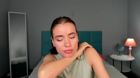 Snapshot of ameli_povilainn chatting on 12, 11, 2025 Ameli online show from 12, 11, 2025