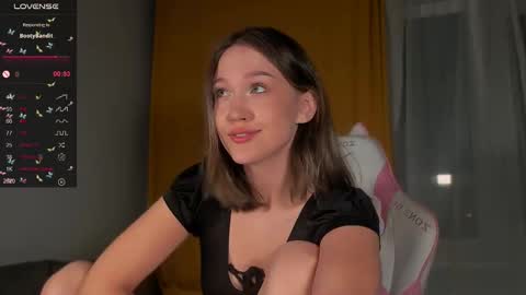 Snapshot of amelia_lein chatting on 6, 3, 2025 Your Amelia online show from 6, 3, 2025