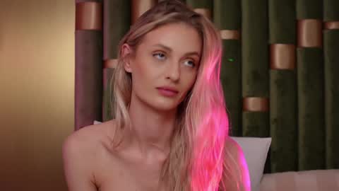 Amelia online show from 16, 1, 2025