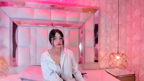 Amelia gold   online show from 31, 5, 2026