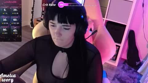 ameliaivory online show from 2, 10, 2025