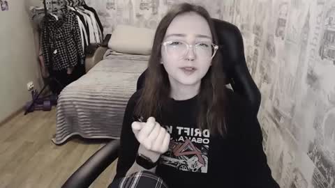 Snapshot of ameliakamishiro chatting on 7, 12, 2024 Amelia online show from 7, 12, 2024