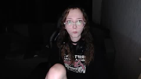 Snapshot of ameliakamishiro chatting on 7, 10, 2025 Amelia online show from 7, 10, 2025