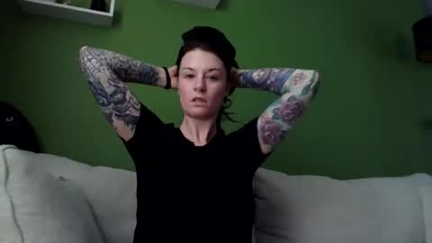 Amelia Winterz online show from 16, 2, 2026