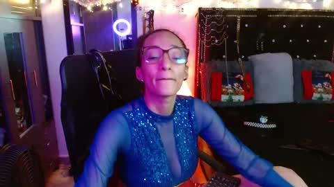 amelie__martinez online show from 18, 12, 2025