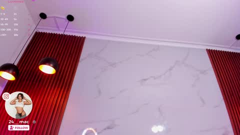 Snapshot of amelie_leigh chatting on 6, 12, 2024 Alejandra online show from 6, 12, 2024