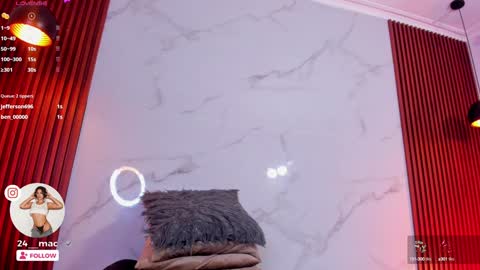 Snapshot of amelie_leigh chatting on 19, 12, 2024 Alejandra online show from 19, 12, 2024