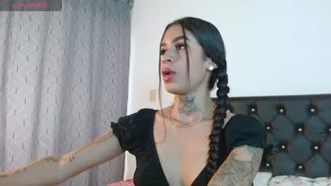 Ameliejoness  online show from 1, 7, 2026