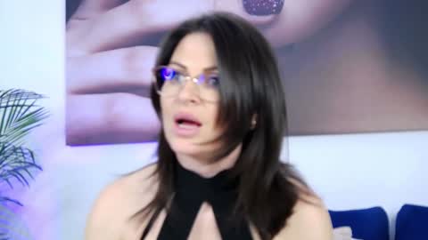 Amelie online show from 17, 1, 2025