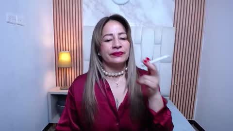 Amell Thomson online show from 27, 9, 2025