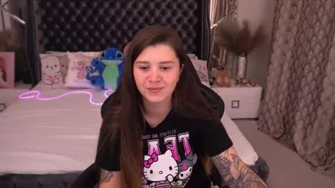 amellymillyy online show from 27, 9, 2025